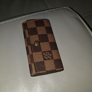 Louis Vuitton 4 Key Holder